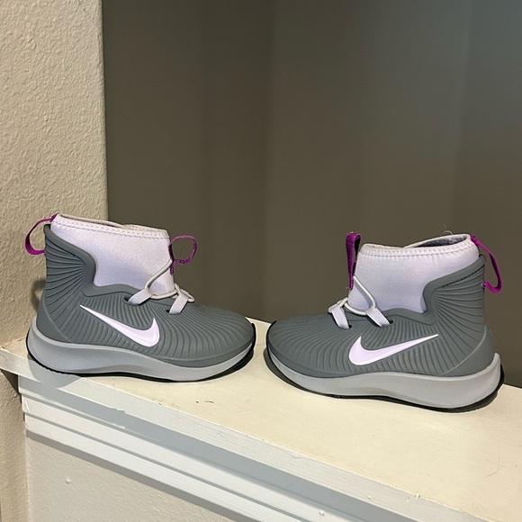 Nike Other - Nike Toddler Size 8C Binzie Boot Rain Boots Waterproof Grey/Violet BQ5382 003